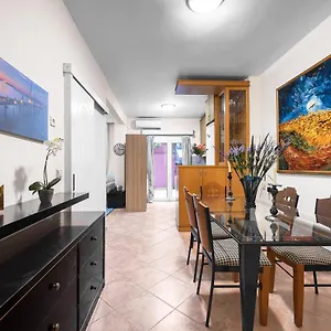 Backyard, Nilie Hospitality Mgmt Θεσσαλονίκη